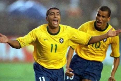 在现代足球 在现代足球