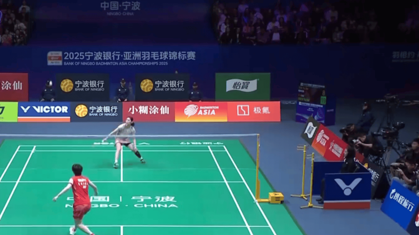 对使她在比 对使她在比