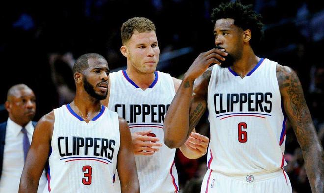 英超积分榜更新：曼城榜首压力加大,